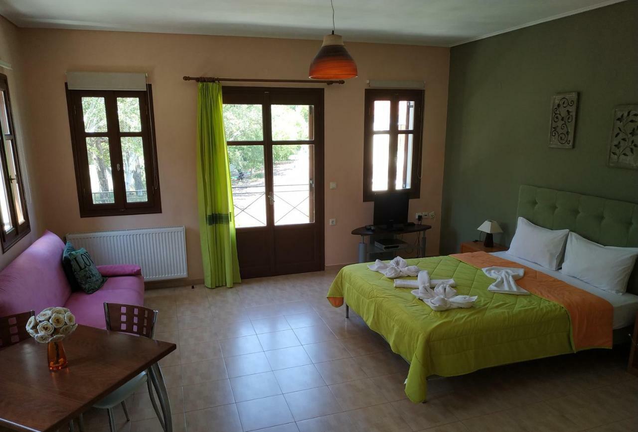 Gaea Gardens Studios & Villas Petra  Exterior photo